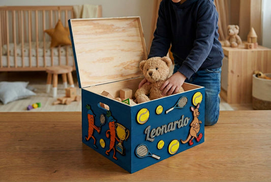 Contenitore giochi per bambini aperto con peluche, baule per giocattoli personalizzato Leonardo.