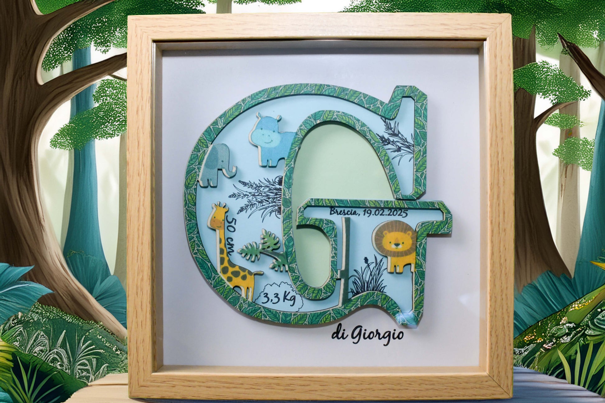 Quadretto nascita personalizzato: nome bambino, data nascita, luogo, altezza e peso. Realizzato in legno, carta e colori atossici, appendibile a muro.