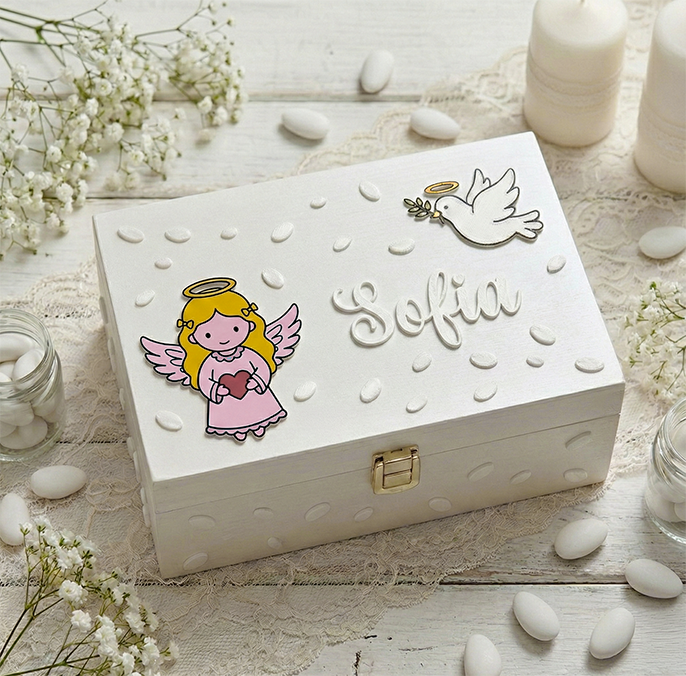 Scatola ricordi battesimo personalizzata in legno bianco con angioletto, colomba e nome Sofia in rilievo