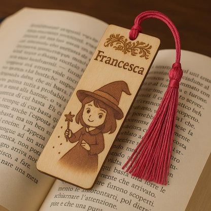 Segnalibro artigianale personalizzato in legno e colorato a mano