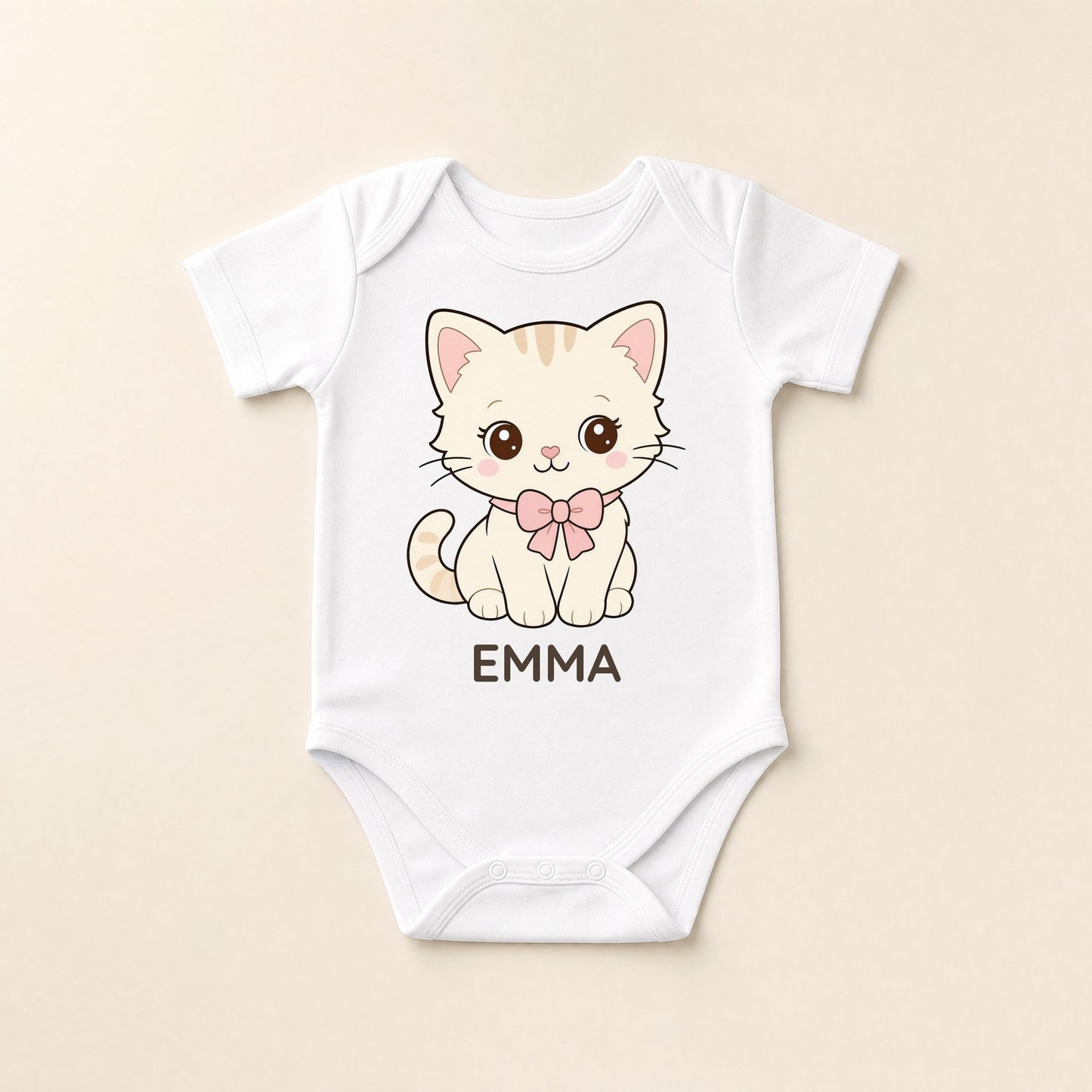 Body neonato bianco con gattino kawaii e il nome Emma sul petto