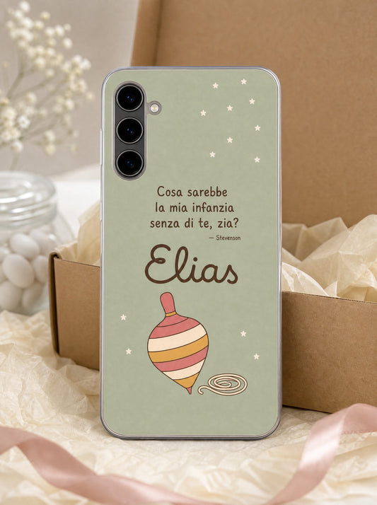 Cover con una trottola di legno e il nome Elias su un Samsung Galaxy S24 in piedi, ripresa di fronte